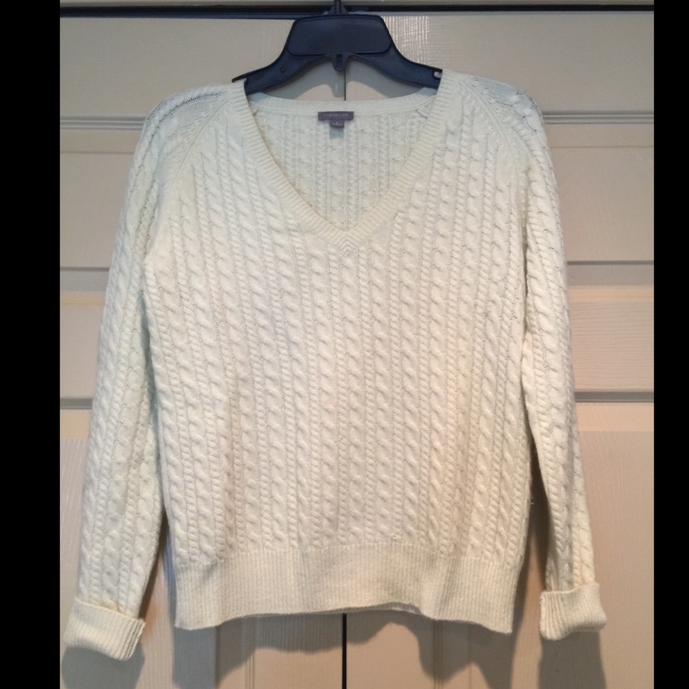 Ann Taylor Cream Cabled V Neck Sweater S
